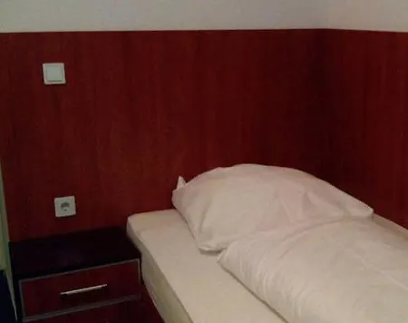 Hotel Central Hannover Szálloda Hannover