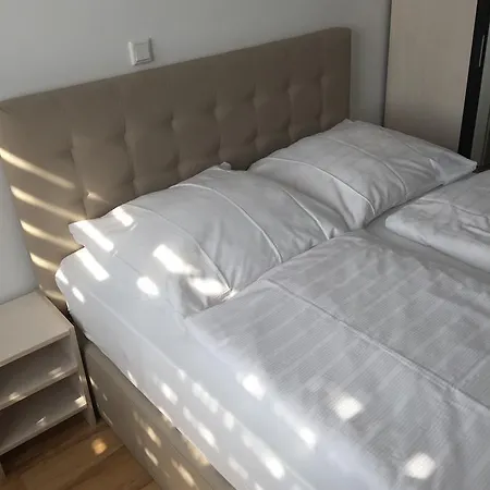 Hotel Central Hannover Szálloda 3*