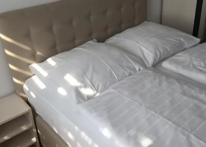 Hotel Central Hannover Hotel 3*